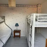 Duplex A 100m De La *